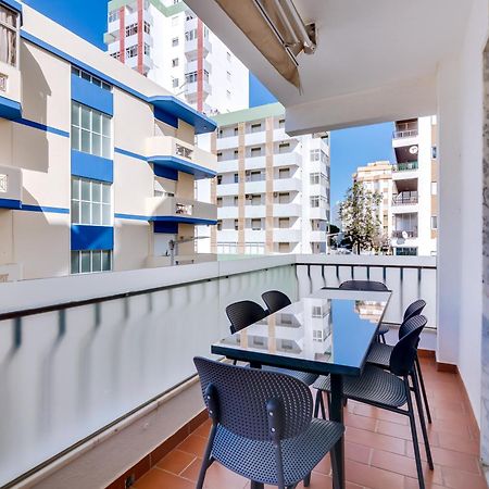 Al - Apartamento Egas Moniz Quarteira Bagian luar foto